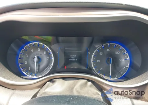 2018 Chrysler Pacifica Touring L z USA, uszkodzony, nr VIN 2C4RC1BG8JR143879